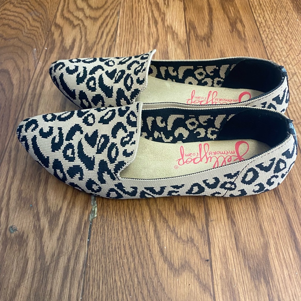 JellyPop Leopard Pointed Flats